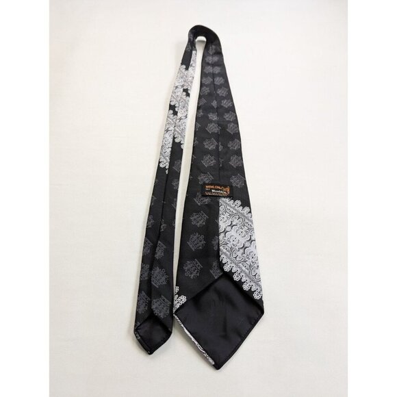 Vintage Wembley Wemlon Crown Print 70's Black & Silver Necktie - Picture 8 of 10
